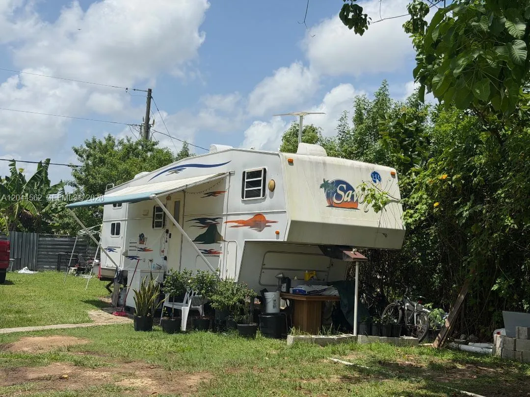 Property photo 24