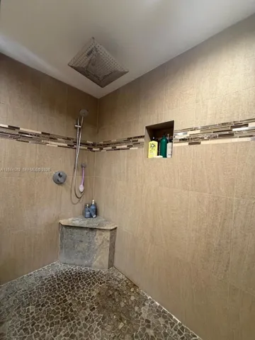 Photo 37