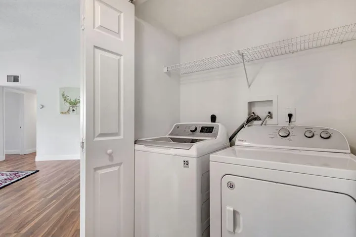 28 Laundry