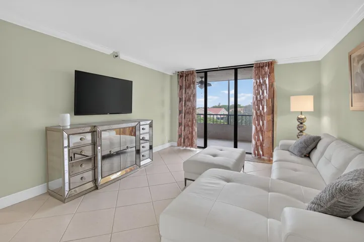 Comfortable Living Area