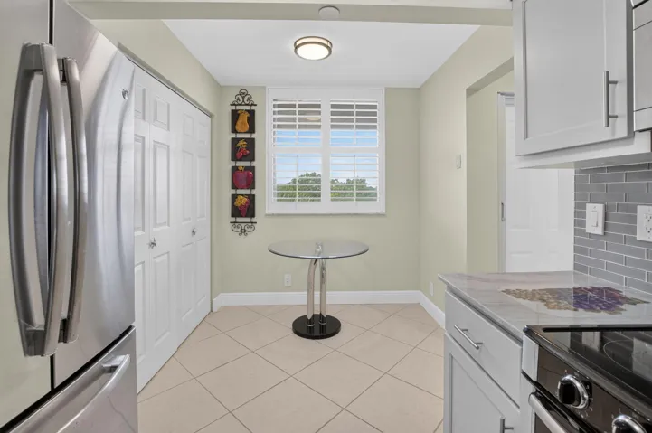 Breakfast Nook