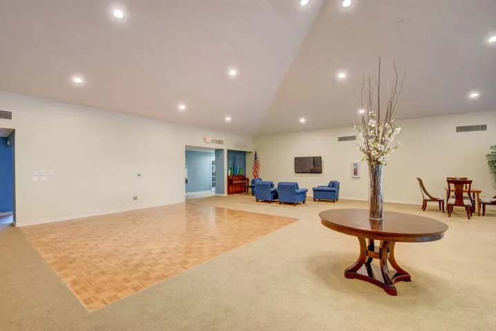 Big Community Space