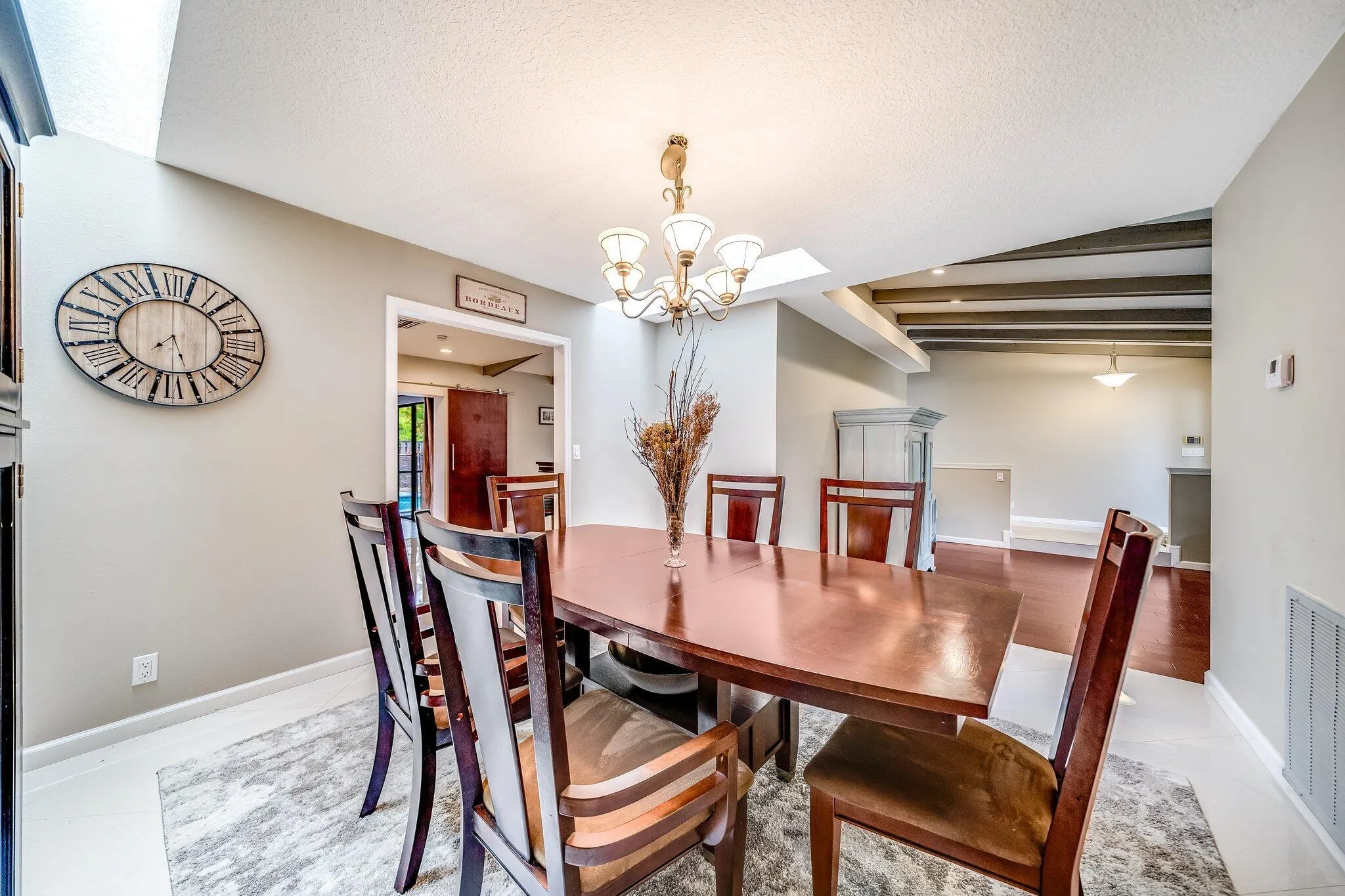 22-web-or-mls-JOY07707