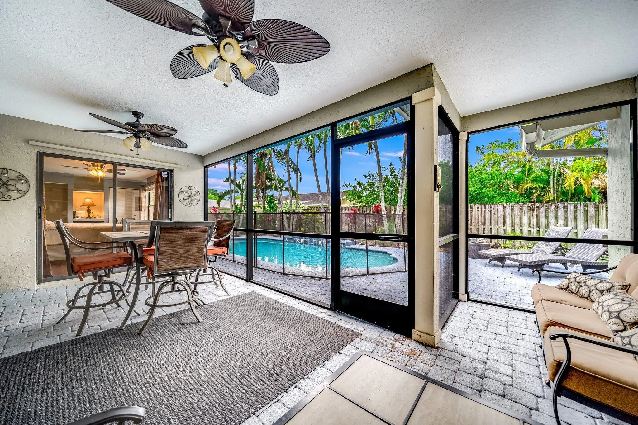 41-web-or-mls-JOY07770