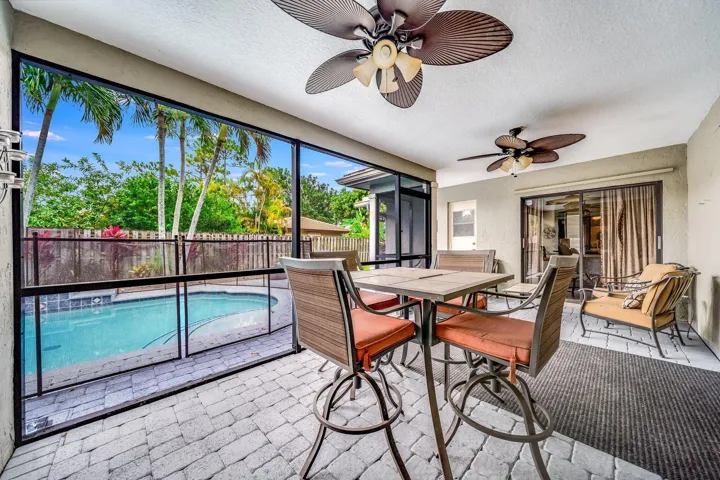 42-web-or-mls-JOY07773