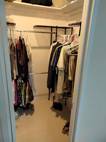 Walk-in closet