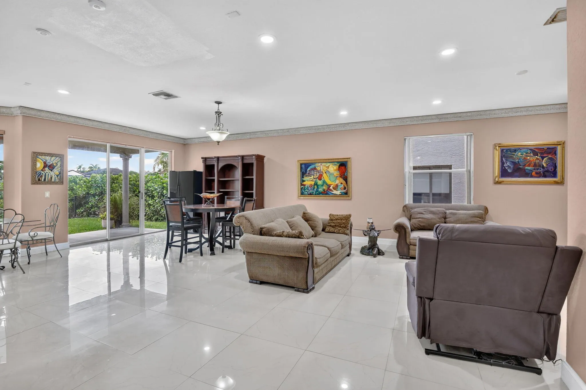 Property photo 28