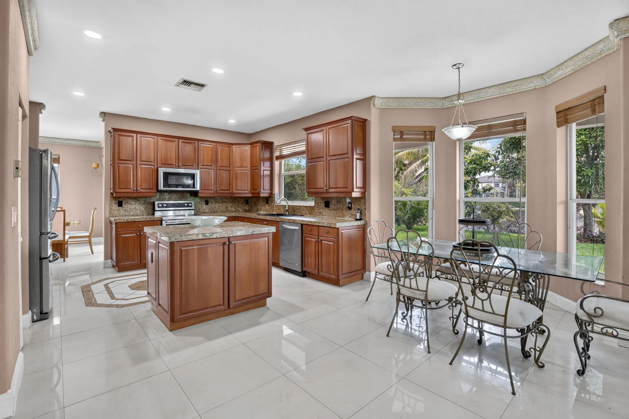 Property photo 37