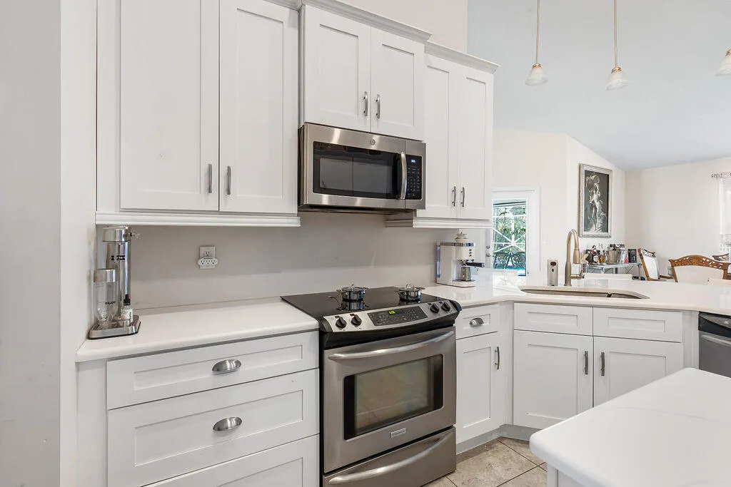 Kitchen 4