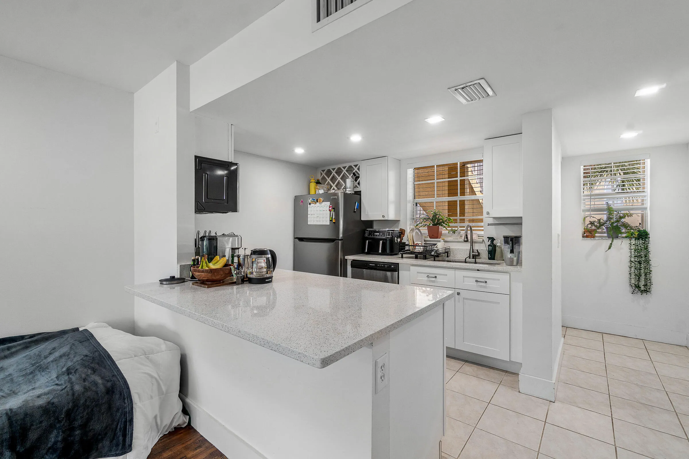 11-6283 La Costa Dr E-MLS