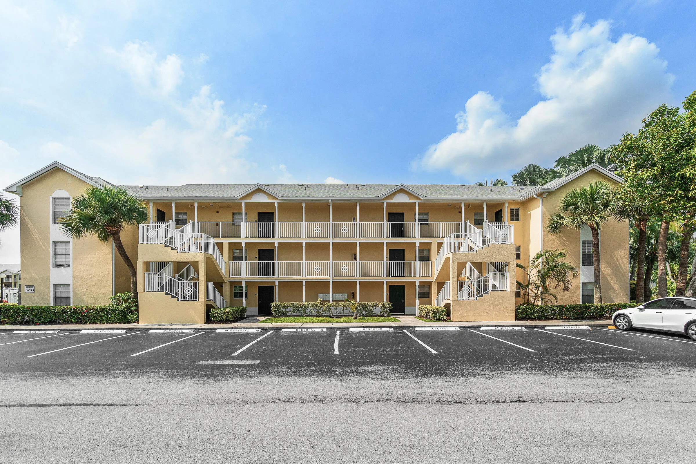 02-6283 La Costa Dr E-MLS