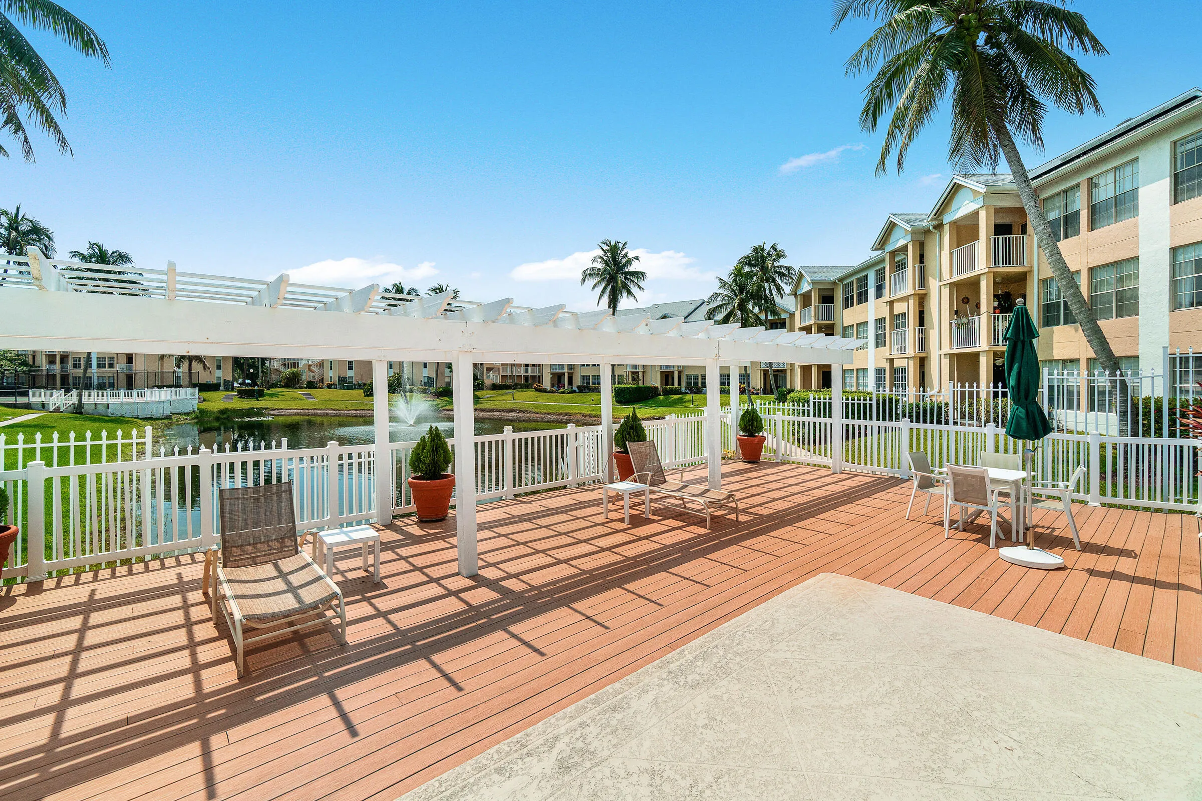 30-6283 La Costa Dr E-MLS
