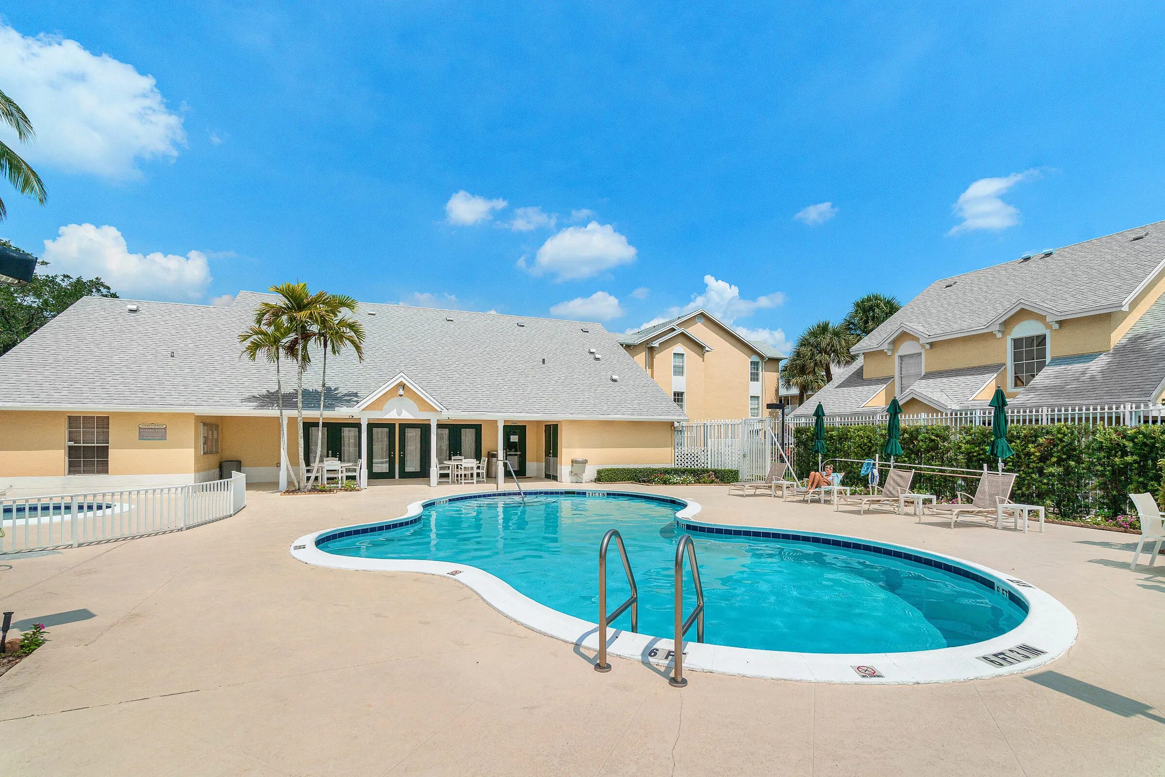 31-6283 La Costa Dr E-MLS