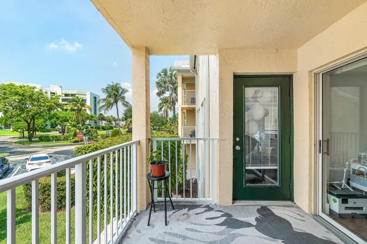 22-6283 La Costa Dr E-MLS