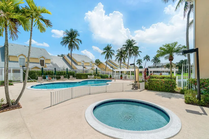 28-6283 La Costa Dr E-MLS