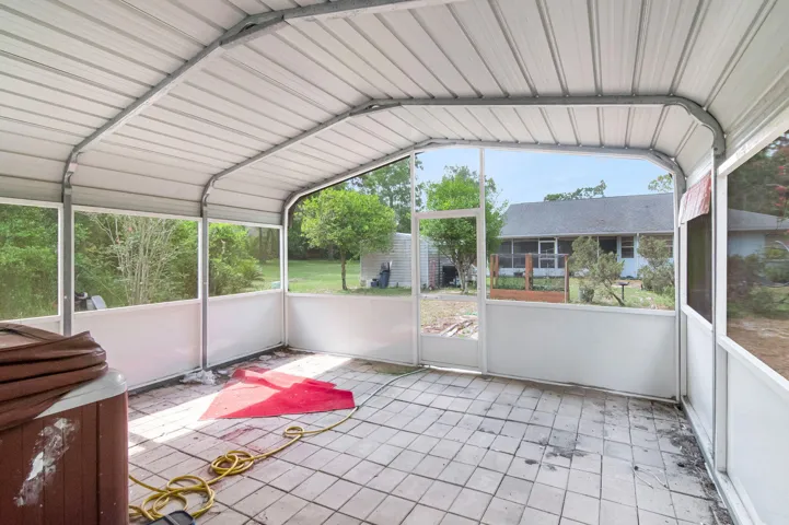 33-web-or-mls-33 - patio