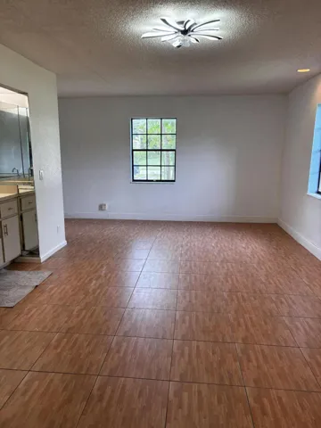 Living Room/Bar Area