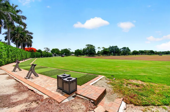 GOLF RANGE RIGHT BEHIND YOUR CONDO