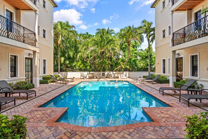 033-110GleasonStreet-203-DelrayBeach-FL-