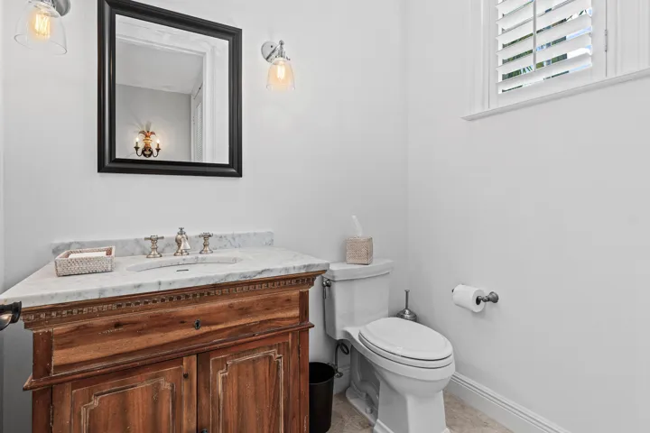 027-110GleasonStreet-203-DelrayBeach-FL-