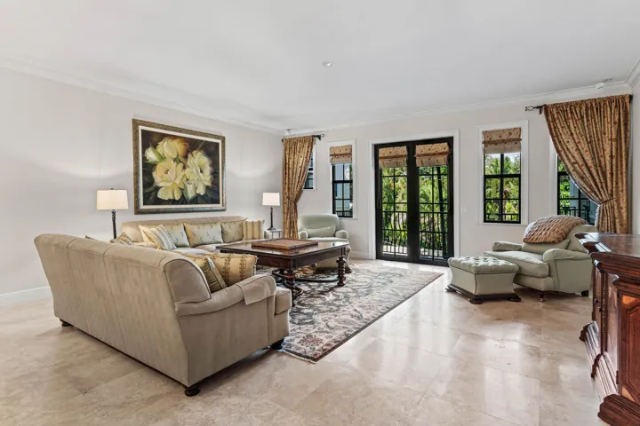 008-110GleasonStreet-203-DelrayBeach-FL-