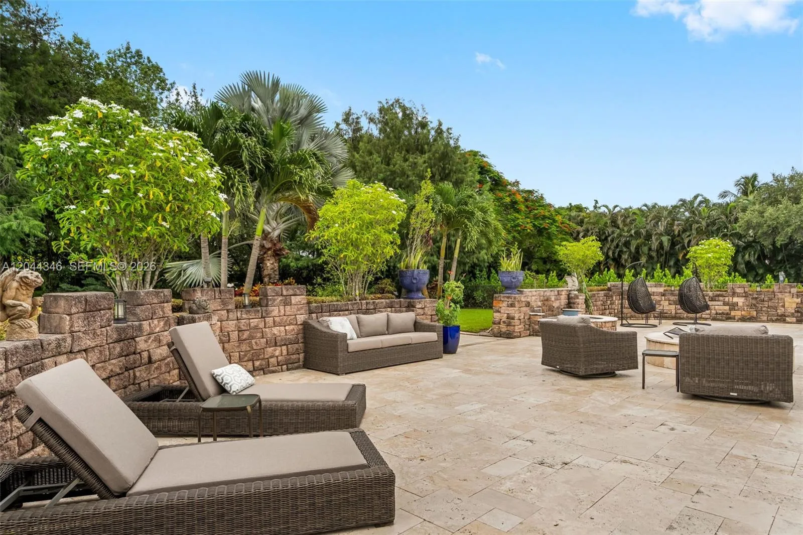 Property photo 90