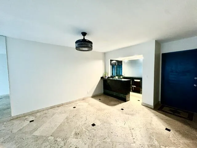 Dining and bar