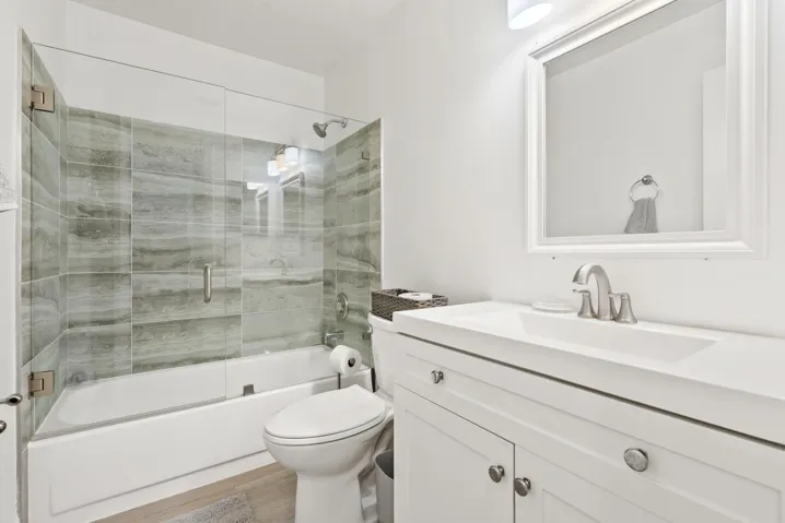 2nd Bathroom