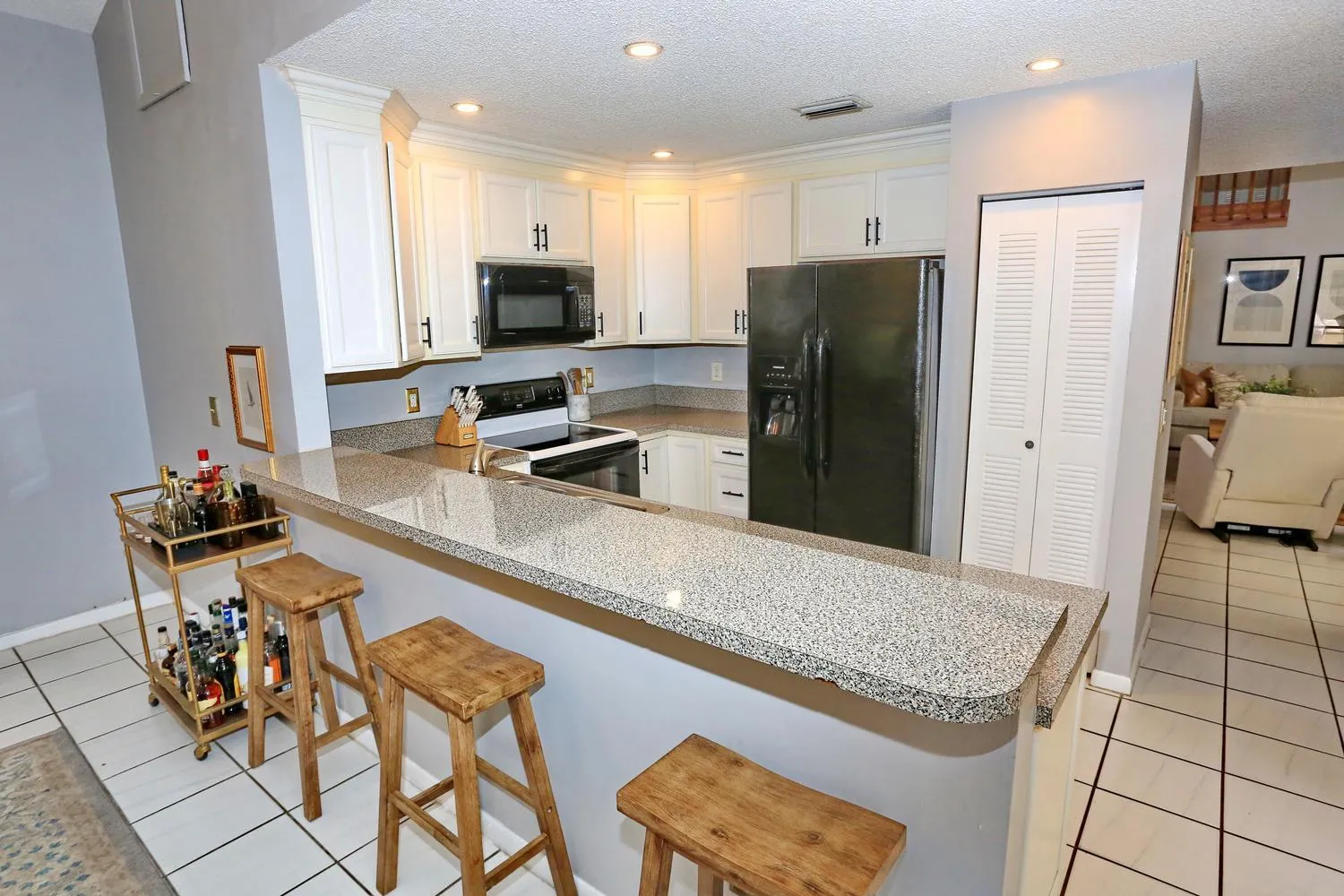 014-042-Kitchen-1500x1000