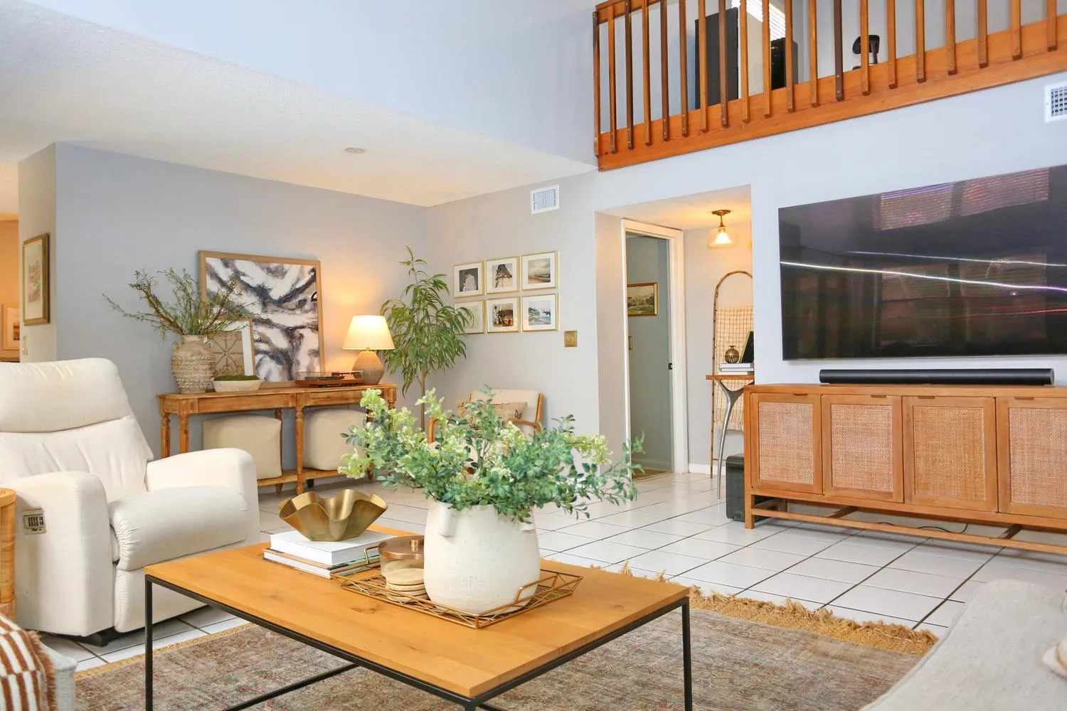 012-021-Living Room-1500x1000