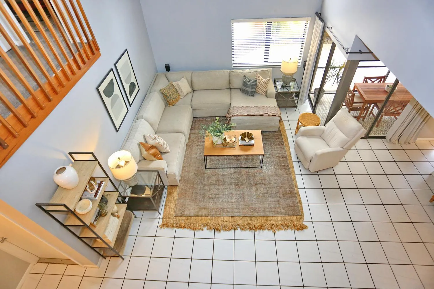013-013-Living Room-1500x1000