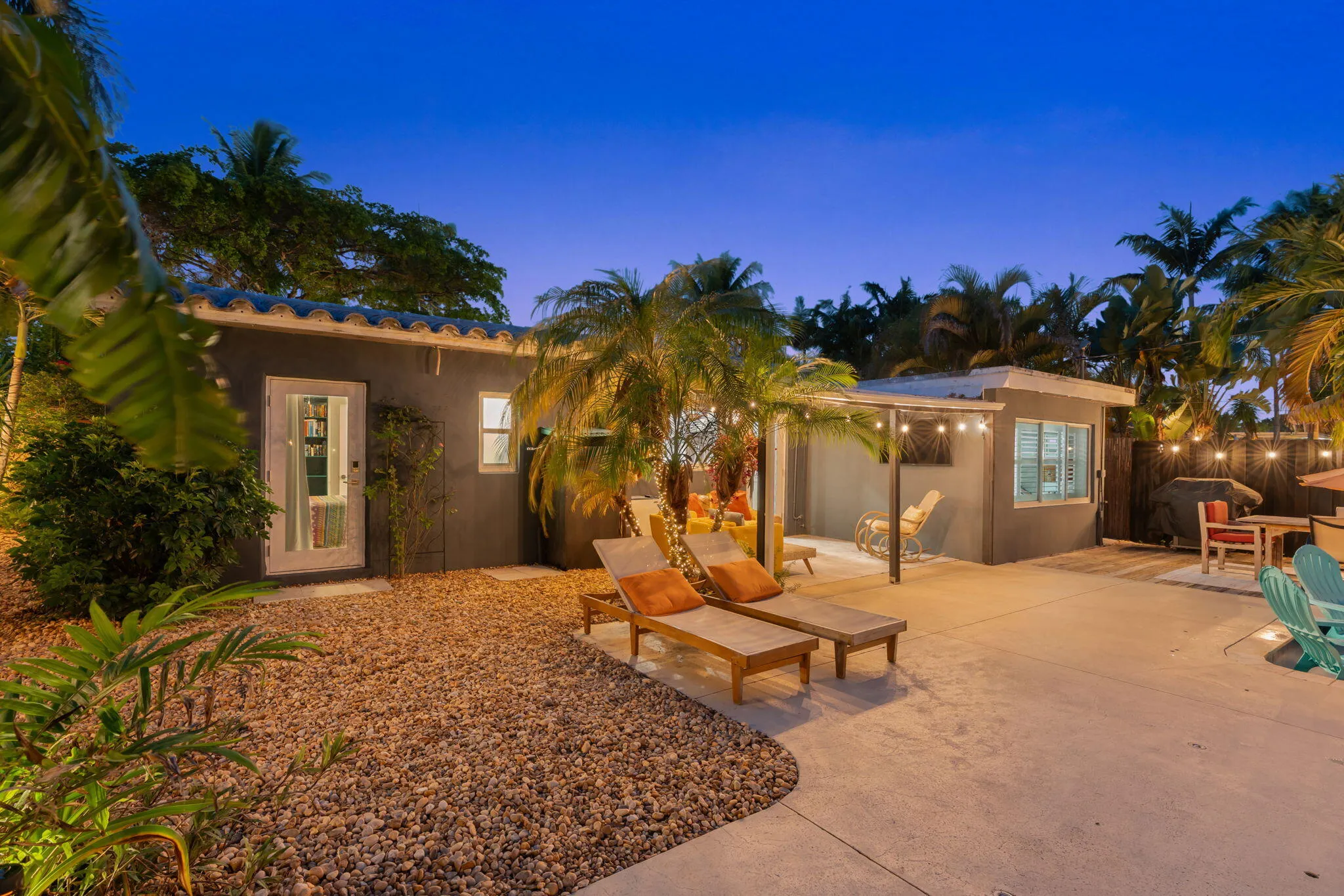 63-web-or-mls-Twilight 1522 NE 17th Terr