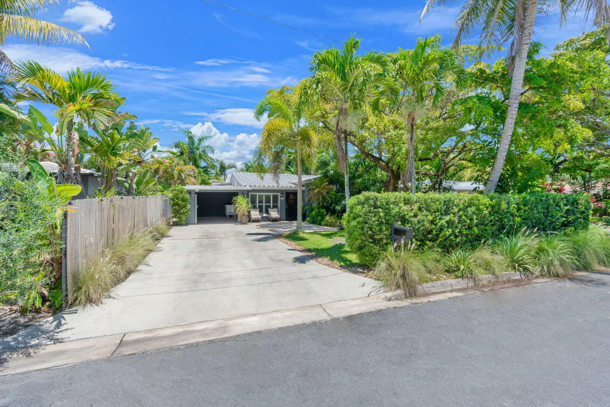 1-web-or-mls-1522 NE 17th Terrace, Fort
