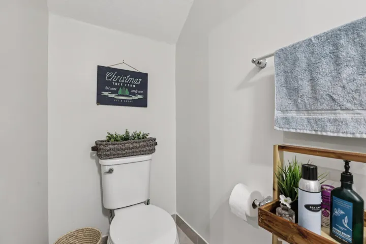 28-web-or-mls-SW 110th Ct-S0710-028