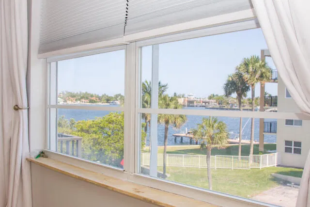 Bedroom Intercoastal view