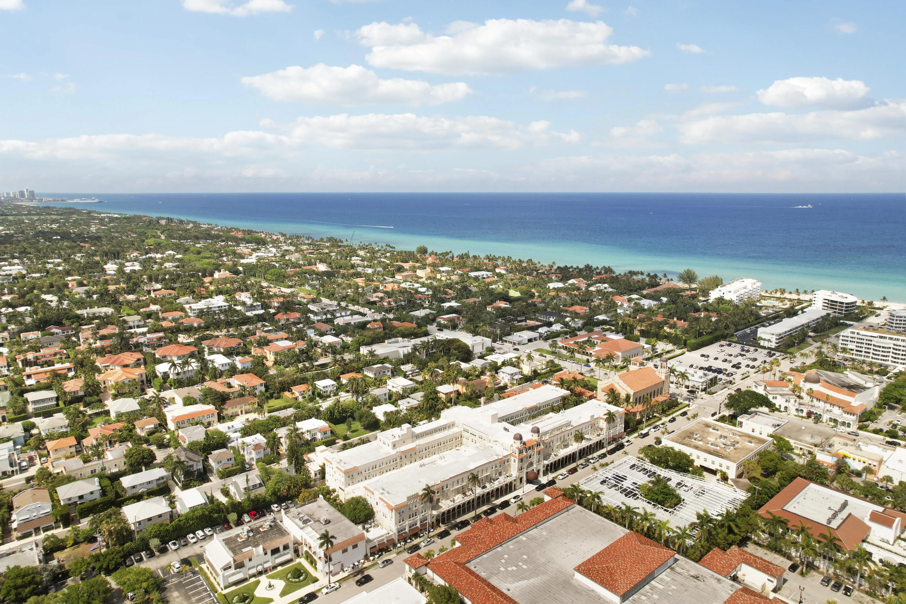 Palm Beach Hotel