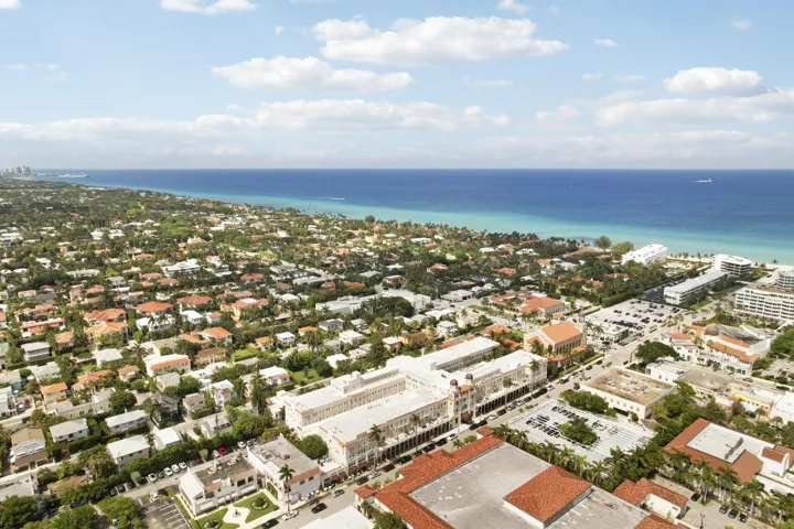 Palm Beach Hotel