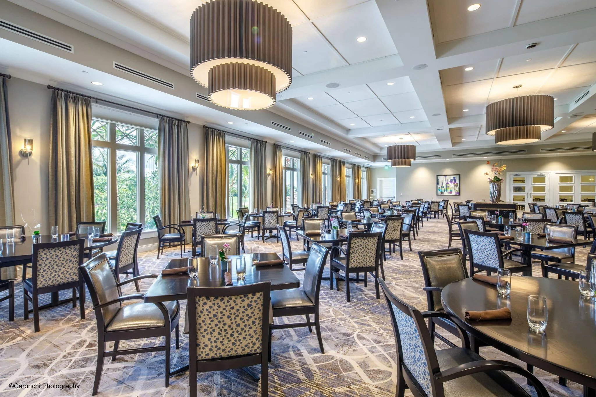 62-web-or-mls-Woodfield Grille