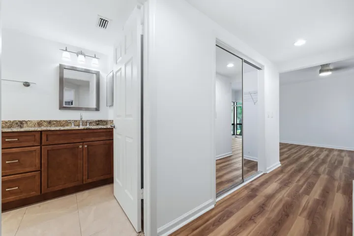 primary bedroom entry