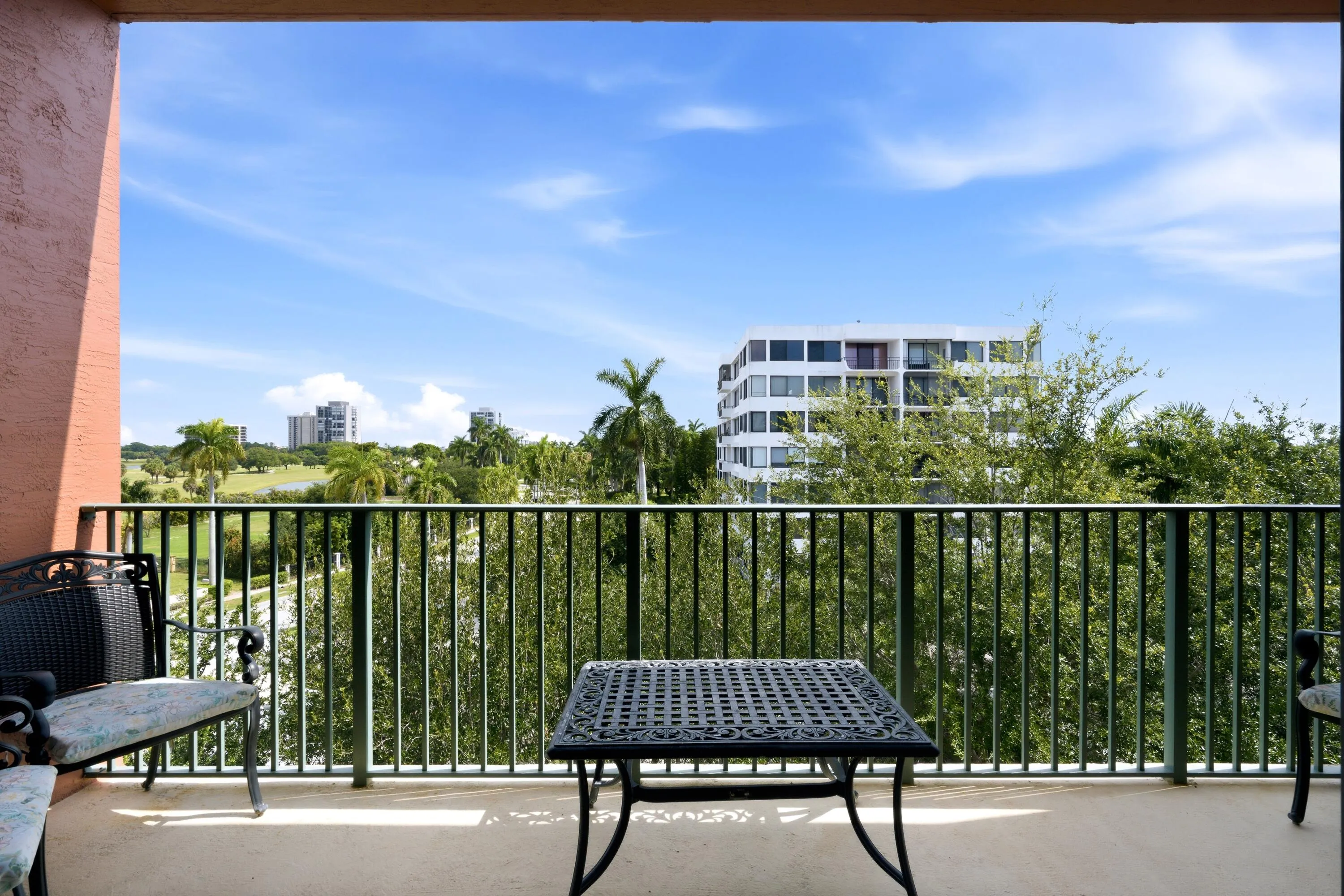 Balcony view Living