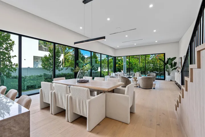KITCHEN_TO_LIVING_ROOM