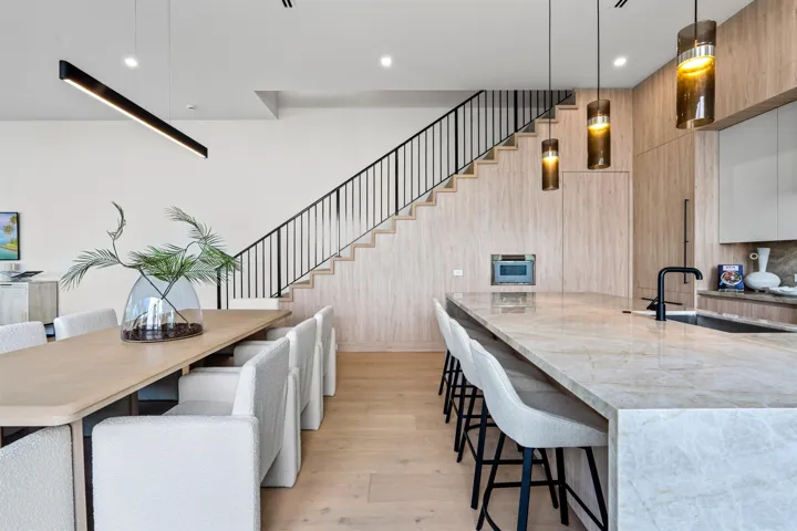 DINING_AREA_RT