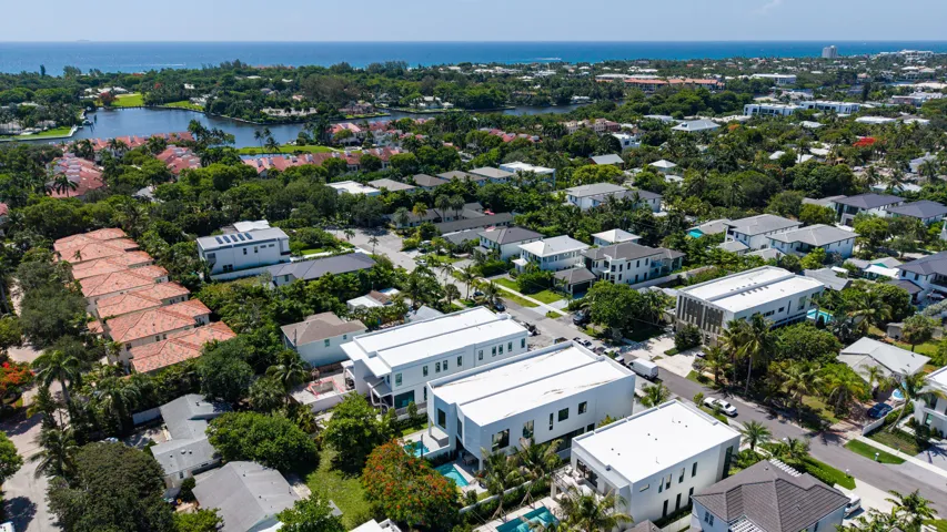 723 N Lake Ave Aerial 32