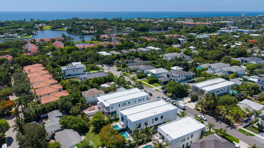 723 N Lake Ave Aerial 33