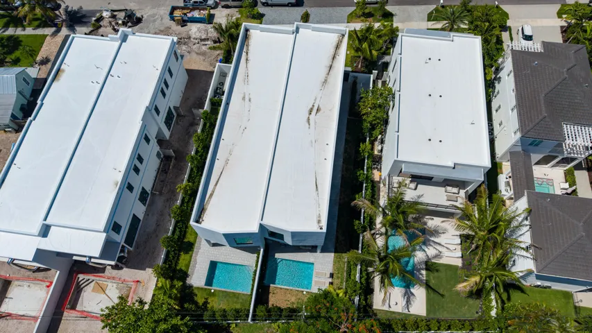723 N Lake Ave Aerial 26