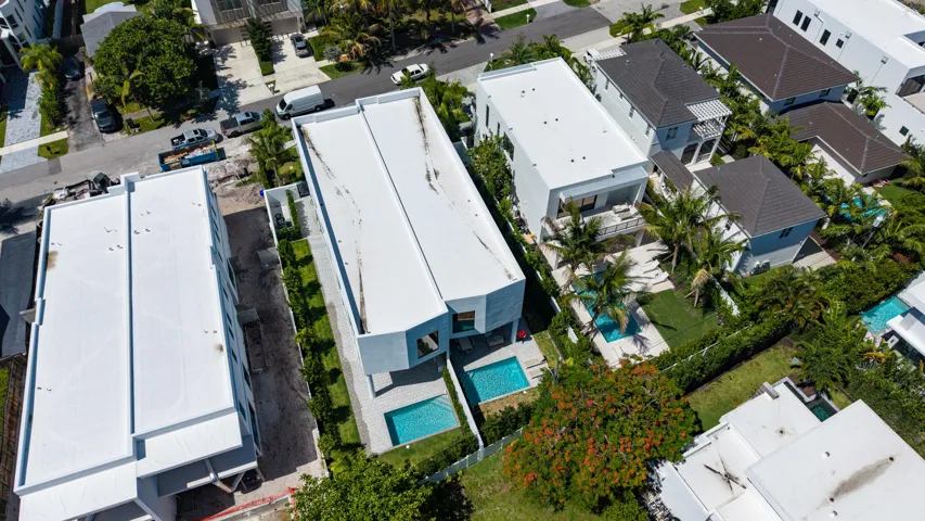 723 N Lake Ave Aerial 23