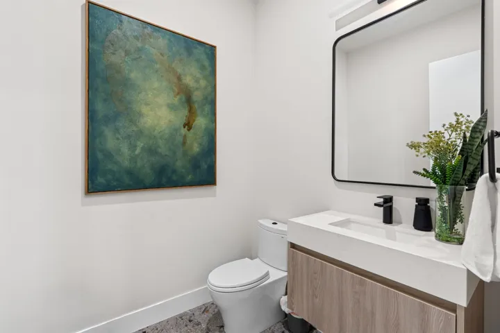 POWDER_ROOM