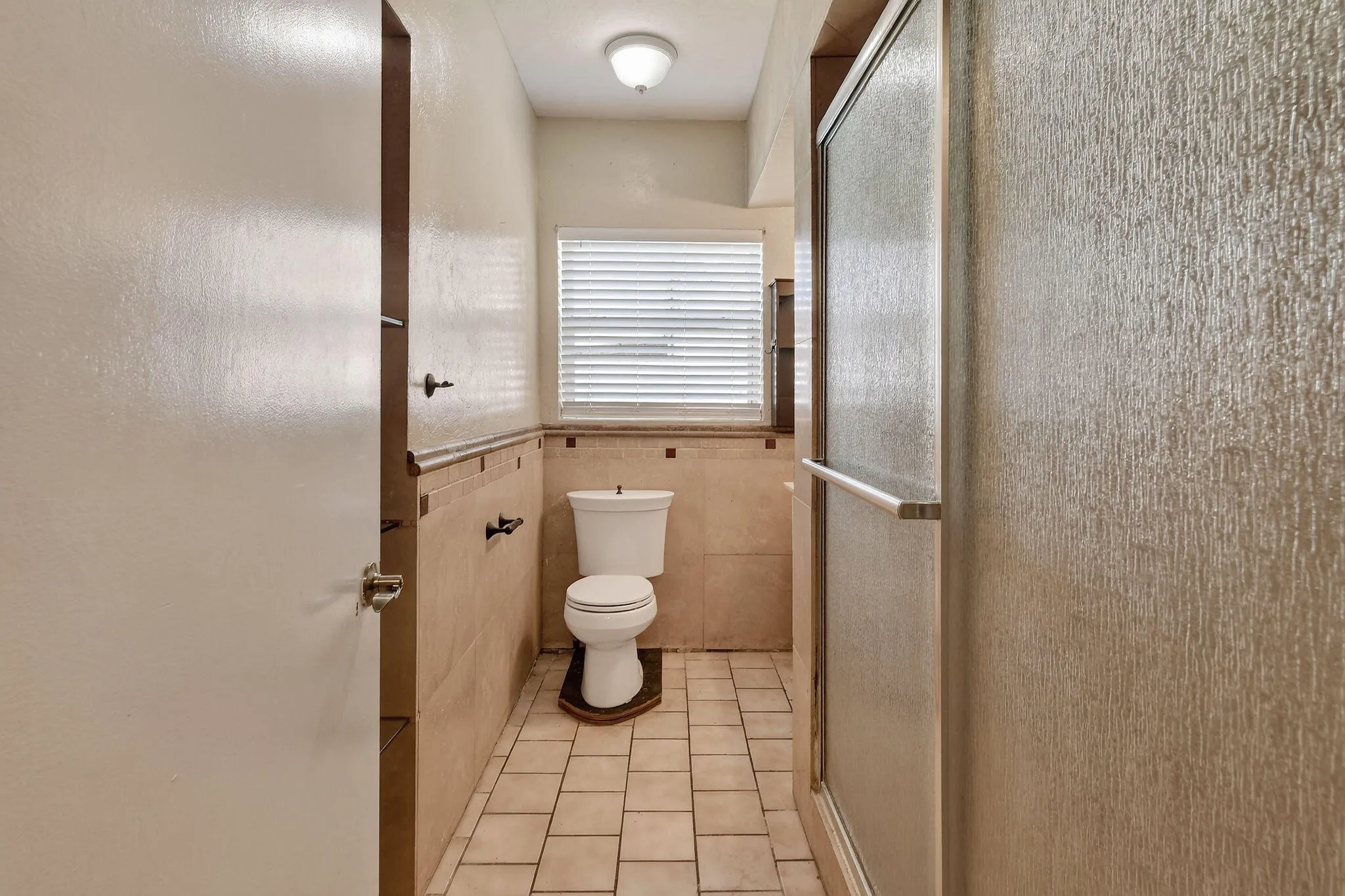 1005SelkirkSt(23)