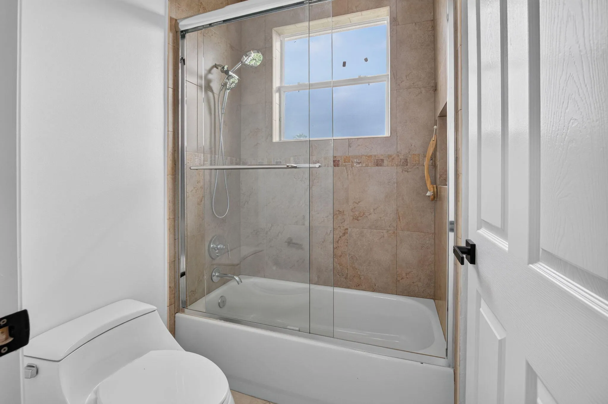 (3) Full Bath