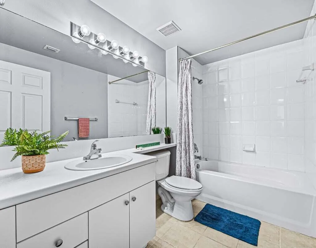 1112 Master Suite #1 BR